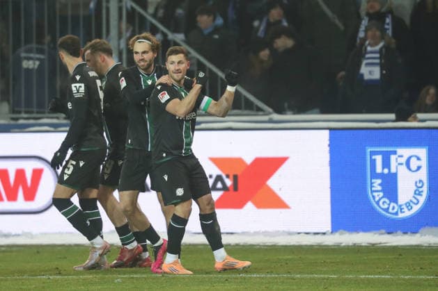 30.01.2026, xgox, Fussball 2. Bundesliga, 1. FC Magdeburg - Hannover 96 emspor, v.l. Enzo Leopold (Hannover, 8) Jubel, Torjubel, jubelt ueber das Tor, celebrate the goal, celebration (DFL DFB REGULATIONS PROHIBIT ANY USE OF PHOTOGRAPHS as IMAGE SEQUENCES and or QUASI-VIDEO) Magdeburg