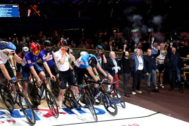 DEU, Sixdays-Berlin, 30.01.2026, Velodrom, Berlin, DEU, Sixdays-Berlin, im Bild Startschuss , Fahrerfeld