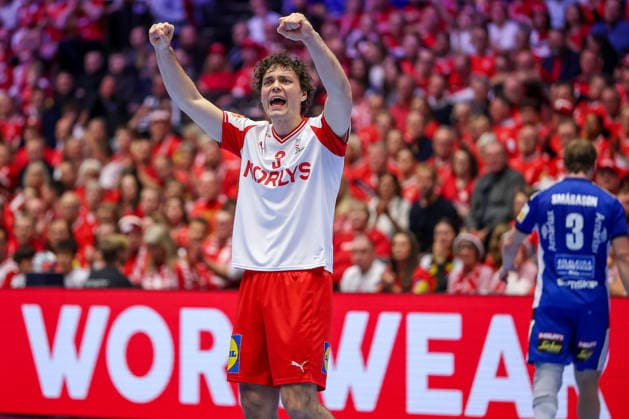 30.01.2026, Handball, Men s EHF EURO 2026, Dänemark - Island, Jyske Bank Boxen in Herning, Dänemark, Semi Finals: Niclas Vest Kirkelokke (Denmark 03) jubelnd Dänemark