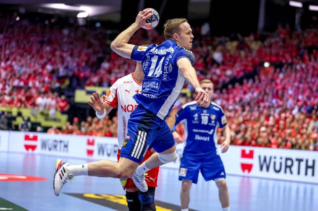 30.01.2026, Handball, Men s EHF EURO 2026, Dänemark - Island, Jyske Bank Boxen in Herning, Dänemark, Semi Finals: Omar Ingi Magnusson (Iceland 14) Dänemark