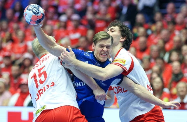 Denmark v Iceland - MenÂ s EHF EURO 2026 HERNING, DENMARK - JANUARY 30: Janus Dadi Smarason, Niclas Kirkelokke during the Men s EHF Euro 2026 Semi Finals match betweenDenmark and Iceland at Jyske Bank Boxen Herning Arena on January 30 2026 in Herning, Denmark.  SanjinxStrukic PIXSELL