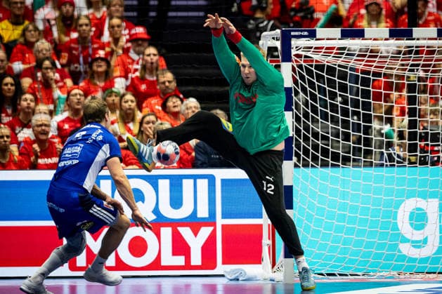 HERNING, DENMARK - JANUARY 30: Emil Nielsen (Denmark, 12) against Janus Dadi Smarason (Iceland, 03) during the EHF EURO 2026 Semifinal 2 match between Denmark vs Iceland at Jyske Bank Boxen Arena on January 30, 2026 in Herning, Denmark. Midtjylland Denmark Copyright: xMarioxM.xKobergx