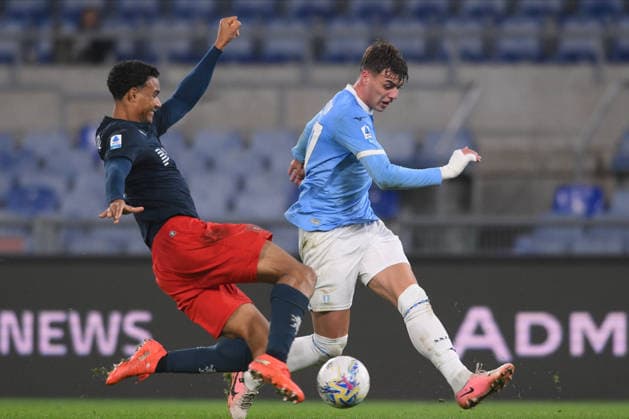 Foto IPP Luciano Adriani Roma 30 01 2026 Campionato di calcio Serie A Tim 2025-2026 Lazio v Genoa Nella foto: Daniel Maldini al tiro Italy Photo Press - World Copyright Roma italy Italia ITALY  Copyright: xR4924_italyphotopressx