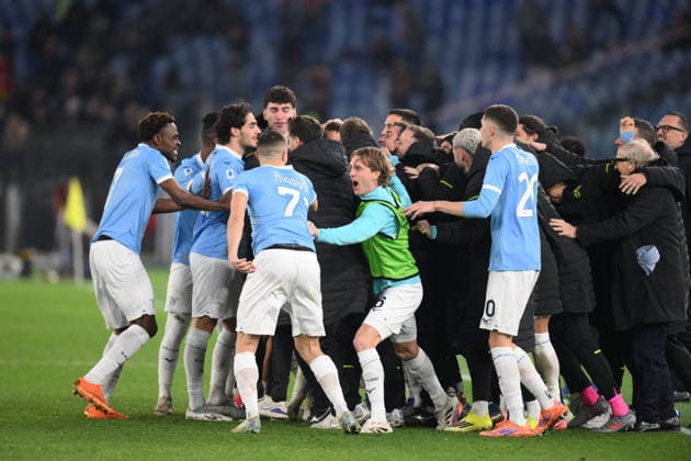 CALCIO - Serie A - SS Lazio vs Genoa CFC Danilo Cataldi of SS Lazio celebrates after scoring goal in the 100th minute for 3-2 during the match of 23th day of the Serie A Championship between S.S. Lazio and Genoa CFC at the Olimpico Stadium on Jan 30, 2026 in Rome, Italy. during SS Lazio vs Genoa CFC, Italian soccer Serie A match in Rome, Italy, January 30 2026 Rome Italy  Copyright: xIPAxSport ABACAx