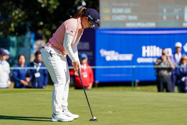 January 30, 2026, Orlando, Florida, USA: Nasa Hataoka lines up a putt on the 9th green during the second round of the 2026 Hilton Grand Vacations Tournament of Champions at Lake Nona Golf & Country Club. Orlando USA - ZUMAw109 20260130_fap_w109_014 Copyright: xDebbyxWongx
