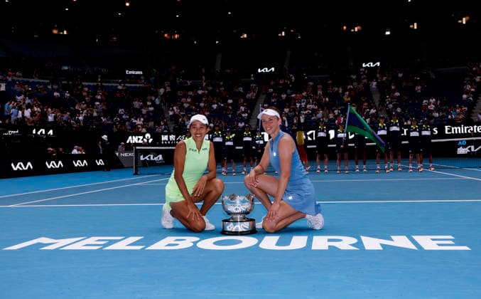 (260131) -- MELBOURNE, Jan. 31, 2026 -- Zhang Shuai (L) Elise Mertens pose for photos with the trophy during the awarding ceremony for the women s doubles final match between Zhang Shuai (China) Elise Mertens (Belgium) and Anna Danilina (Kazakhstan) Aleksandra Krunic (Serbia) at the Australian Open tennis tournament in Melbourne, Australia, Jan. 31, 2026. ) (SP)AUSTRALIA-MELBOURNE-TENNIS-AUSTRALIAN OPEN-WOMEN S DOUBLES-FINAL MaxPing 