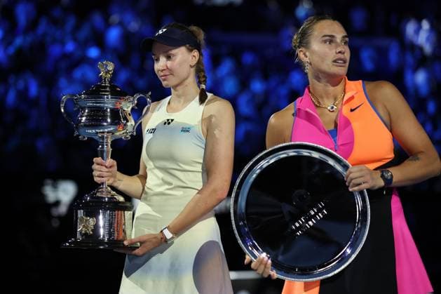 Elena Rybakina wins the Women s final match with runner up Aryna Sabalenka Australian Open tennis tournament, Day Fourteen, Melbourne Park, Australia - 31 Jan 2026Melbourne Melbourne Park Victoria (VIC) Australia  Copyright: xEllaxLing Shutterstockx 16455625de