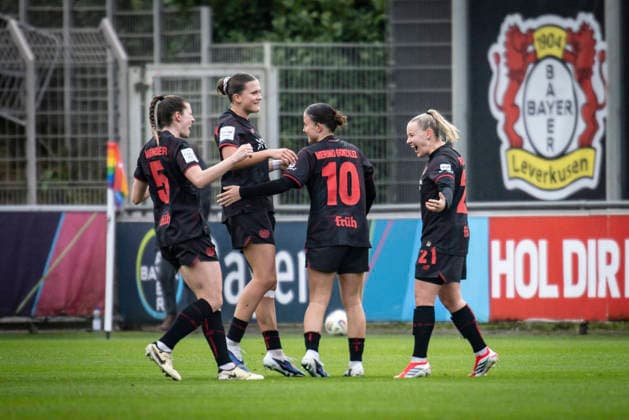 Frauen Fußball-Bundesliga; Bayer 04 Leverkusen - 1. FC Nürnberg, 31.01.2026 Torjubel: Vanessa Fudalla (Bayer 04 Leverkusen, 21) trifft zum 1:0; Bayer 04 Leverkusen - 1. FC Nürnberg an Spieltag 16 der Google Pixel Frauen-Bundesliga am 31.01.2026 im Ulrich-Haberland-Stadion in Leverkusen (Nordrhein-Westfalen). DFL REGULATIONS PROHIBIT ANY USE OF PHOTOGRAPHS AS IMAGE SEQUENCES AND OR QUASI-VIDEO. Copyright: xBEAUTIFULxSPORTS AxelxKohringx