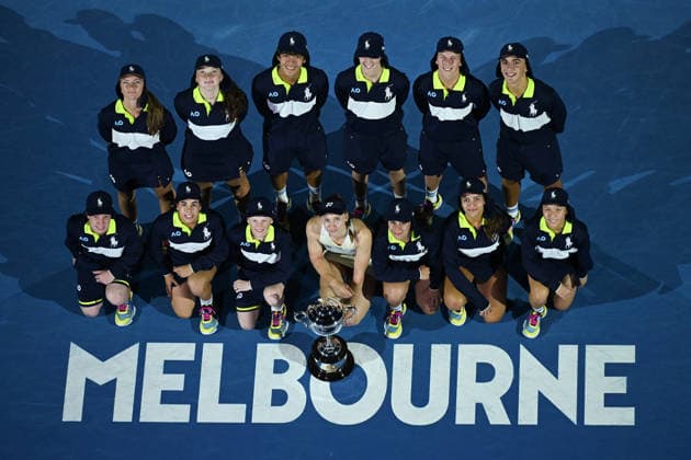 TENNIS AUSTRALIAN OPEN, Elena Rybakina of Kazakhstan poses for photographs with ball kids and the Daphne Akhurst Memorial Cup after winning the women™s singles final against Aryna Sabalenka of Belarus on day 14 of the 2026 Australian Open tennis tournament at Melbourne Park in Melbourne, Saturday, January 31, 2026. ( NO ARCHIVING MELBOURNE VICTORIA AUSTRALIA  Copyright: xJAMESxROSSx 20260131129160192909