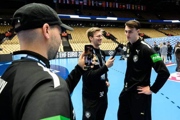 Herning: Handball EM 2026 - Media Day - Deutschland Franz Semper (Deutschland), Miro Schluroff (Deutschland) Herning Jyske Bank Boxen Daenemark