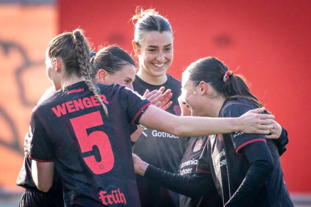 Frauen Fußball-Bundesliga; Bayer 04 Leverkusen - 1. FC Nürnberg, 31.01.2026 Torjubel: Loreen Bender (Bayer 04 Leverkusen, 19) trifft zum 3:0; Bayer 04 Leverkusen - 1. FC Nürnberg an Spieltag 16 der Google Pixel Frauen-Bundesliga am 31.01.2026 im Ulrich-Haberland-Stadion in Leverkusen (Nordrhein-Westfalen). DFL REGULATIONS PROHIBIT ANY USE OF PHOTOGRAPHS AS IMAGE SEQUENCES AND OR QUASI-VIDEO. Copyright: xBEAUTIFULxSPORTS AxelxKohringx
