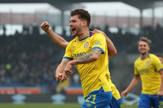 Braunschweig vs. Karlsruhe, 2. BL Braunschweig, 31.01.2026, Fußball, Herren, 2. BL, Saison 2025 2026, Eintracht Braunschweig vs. Karlsruher SC: Kevin Ehlers (Eintracht Braunschweig) jubelt nach seinem Kopfballtor zum 1:0 (DFL DFB REGULATIONS PROHIBIT ANY USE OF PHOTOGRAPHS as IMAGE SEQUENCES and or QUASI-VIDEO) Stadion an der Hamburger Straße Niedersachsen Deutschland