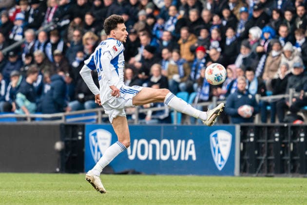 Deutschland: 2. Bundesliga 2025 26 VfL Bochum vs. FC Schalke 04 20. Spieltag Samstag, 31.01.2026 Vonovia Ruhrstadion (Nordrhein-Westfalen, Deutschland) Dejan Ljubicic (21)