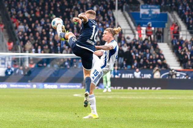 Deutschland: 2. Bundesliga 2025 26 VfL Bochum vs. FC Schalke 04 20. Spieltag Samstag, 31.01.2026 Vonovia Ruhrstadion (Nordrhein-Westfalen, Deutschland) Callum Marshall (16)