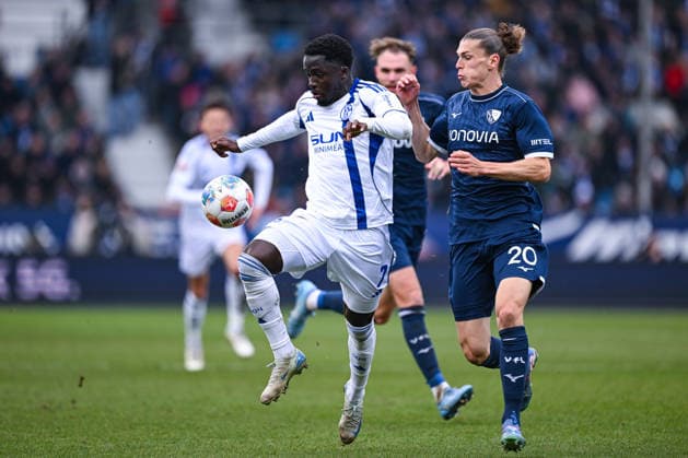31.01.2026, Fussball, 2. Bundesliga, Saison 2025 2026, 20. Spieltag, VfL Bochum - FC Schalke 04, Christian Gomis (FC Schalke 04), Noah Loosli (VfL Bochum 1848) xRHR-FOTO YYx