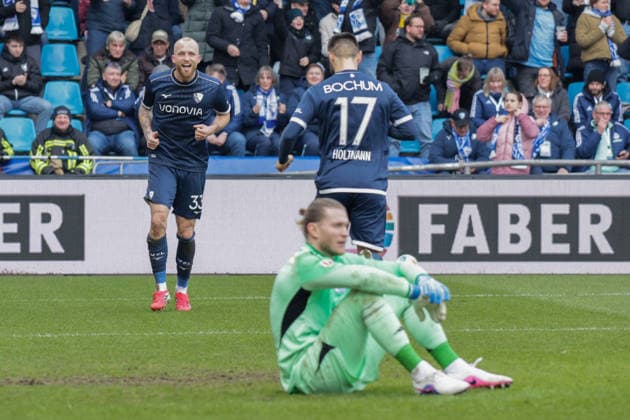 31.01.2026, xgrfx, Fussball 2.Bundesliga, VfL Bochum - FC Schalke 04 v.l. Tor, Philipp Hofmann (VfL Bochum) (DFL DFB REGULATIONS PROHIBIT ANY USE OF PHOTOGRAPHS as IMAGE SEQUENCES and or QUASI-VIDEO) Bochum