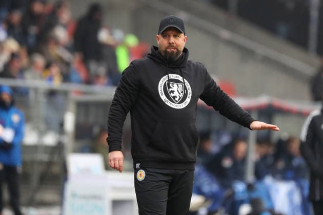 Braunschweig vs. Karlsruhe, 2. BL Braunschweig, 31.01.2026, Fußball, Herren, 2. BL, Saison 2025 2026, Eintracht Braunschweig vs. Karlsruher SC: Cheftrainer Heiner Backhaus (Eintracht Braunschweig) (DFL DFB REGULATIONS PROHIBIT ANY USE OF PHOTOGRAPHS as IMAGE SEQUENCES and or QUASI-VIDEO) Stadion an der Hamburger Straße Niedersachsen Deutschland