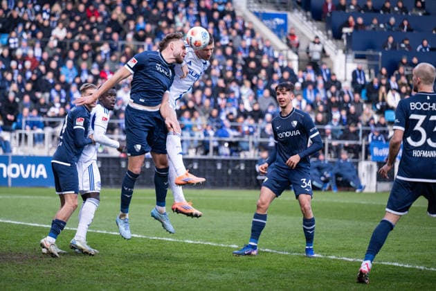 31.01.2026, Fussball, 2. Bundesliga, Saison 2025 2026, 20. Spieltag, VfL Bochum - FC Schalke 04, Philipp Strompf (VfL Bochum 1848), Edin DÅ¾eko Dzeko (FC Schalke 04) xRHR-FOTO YYx