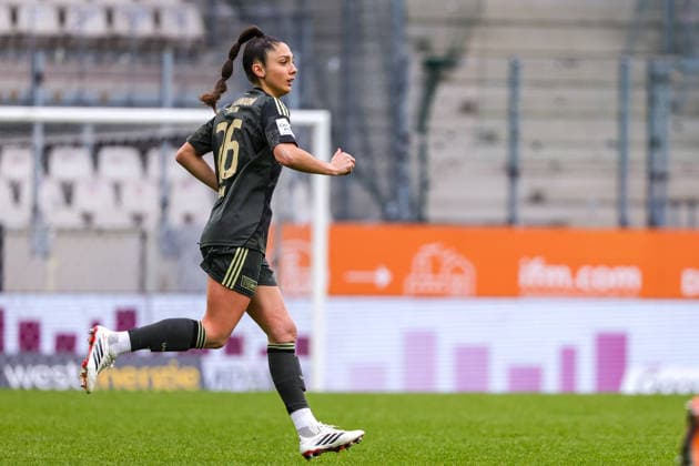 260131 SGS ESSEN VS FC UNION BERLIN Amber Tysiak (26) of Union Berlin pictured during a female soccer game between SGS Essen and FC Union Berlin on the 16 th matchday of the 2025-2026 season of the Google Pixel Frauen Bundesliga , on Saturday 31 January 2026 in Essen , Germany . PHOTO SPORTPIX Sevil Oktem Essen Stadion an der Hafenstraße Germany  Copyright: xSportpix.bex xSevilxOktemxSevilxOktemx