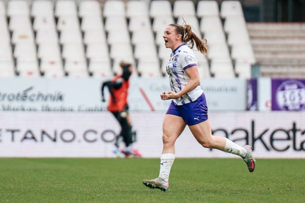 Google Pixel Frauen-Bundesliga: SGS Essen- 1.FC Union Berlin; 31.01.2026 Romona Maier (SGS Essen, 9) jubelt zum 2:0 Google Pixel Frauen-Bundesliga: SGS Essen- 1.FC Union Berlin: Essen, Stadion an der Hafenstraße ;31.01.2025 DFB REGULATIONS PROHIBIT ANY USE OF PHOTOGRAPHS AS IMAGE SEQUENCES AND OR QUASI-VIDEO. Copyright: xBEAUTIFULxSPORTS Freisenx