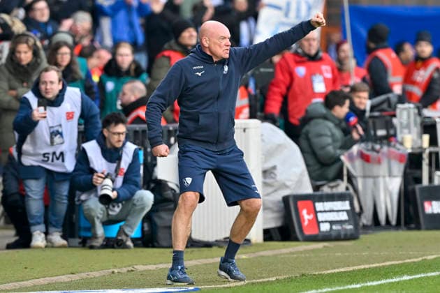 Schlussjubel Schlußjubel Emotion Freude Uwe Rösler Roesler (Bochum) 31.01.2026 Fussball VfL Bochum vs FC Schalke 04, Vonovia Ruhrstadion, Bochum, DFB DFL REGULATIONS PROHIBIT ANY USE OF PHOTOGRAPHS AS IMAGE SEQUENCES AND OR QUASI-VIDEO