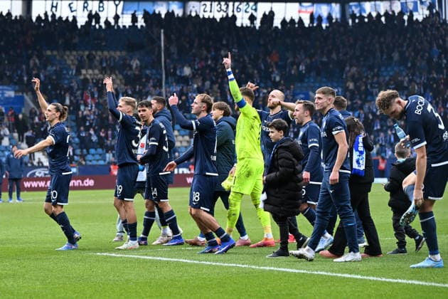 Spieler Bochum Jubel, jubeln waehrend des Spiels der 2. Bundesliga zwischen VfL Bochum und FC Schalke 04, Vonovia Ruhrstadion am 31. January 2026 in Bochum, Deutschland. (Foto von Ralf Treese DeFodi Images) +++ Spieler Bochum celebrates, celebrating during the 2. Bundesliga match between VfL Bochum and FC Schalke 04 at Vonovia Ruhrstadion on January 31, 2026 in Bochum, Germany. (Photo by Ralf Treese DeFodi Images) (Photo by Ralf Treese DeFodi Images) -
