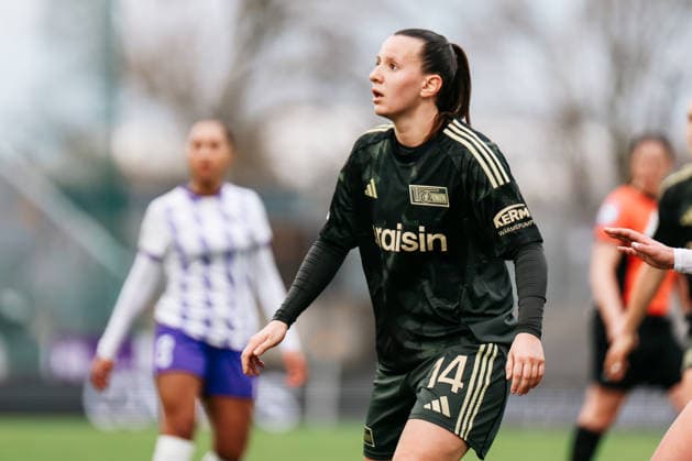 Google Pixel Frauen-Bundesliga: SGS Essen- 1.FC Union Berlin; 31.01.2026 Hannah Eurlings (1.FC Union Berlin, 14) Google Pixel Frauen-Bundesliga: SGS Essen- 1.FC Union Berlin: Essen, Stadion an der Hafenstraße ;31.01.2025 DFB REGULATIONS PROHIBIT ANY USE OF PHOTOGRAPHS AS IMAGE SEQUENCES AND OR QUASI-VIDEO. Copyright: xBEAUTIFULxSPORTS Freisenx