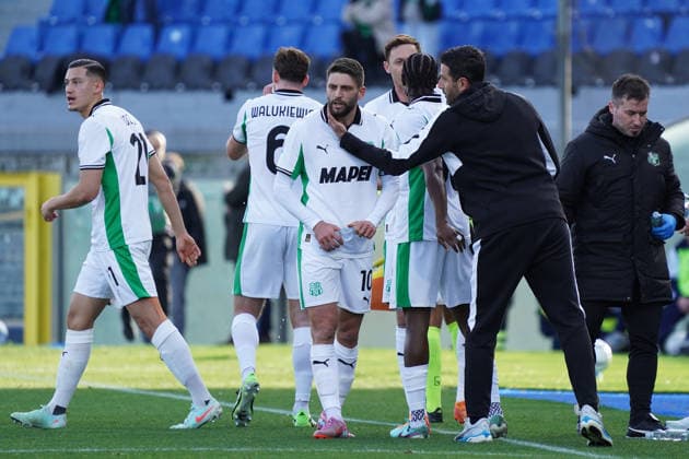 Celebrities Sassuolo s Domenico Berardi celebrates after scoring goal 0-1 during the Serie A soccer match between Pisa and Sassuolo at the Cetilar Arena Romeo Anconetani Stadium in Pisa; Center West Italy; Tuesday January 31; 2026 ; Soccer  Copyright: xAlessandroxLaxRocca LaPressex