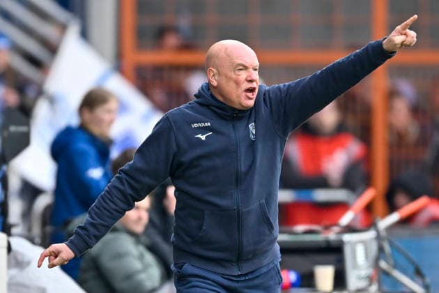 Uwe Rösler Roesler (Bochum) Gestik Geste gestikuliert Mimik starker Gesichtsausdruck Emotion. 31.01.2026 Fussball VfL Bochum vs FC Schalke 04, Vonovia Ruhrstadion, Bochum, DFB DFL REGULATIONS PROHIBIT ANY USE OF PHOTOGRAPHS AS IMAGE SEQUENCES AND OR QUASI-VIDEO