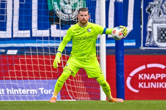 Timo Horn (Bochum 1) Aktion . Einzelbild . Freisteller . 31.01.2026 Fussball VfL Bochum vs FC Schalke 04, Vonovia Ruhrstadion, Bochum, DFB DFL REGULATIONS PROHIBIT ANY USE OF PHOTOGRAPHS AS IMAGE SEQUENCES AND OR QUASI-VIDEO
