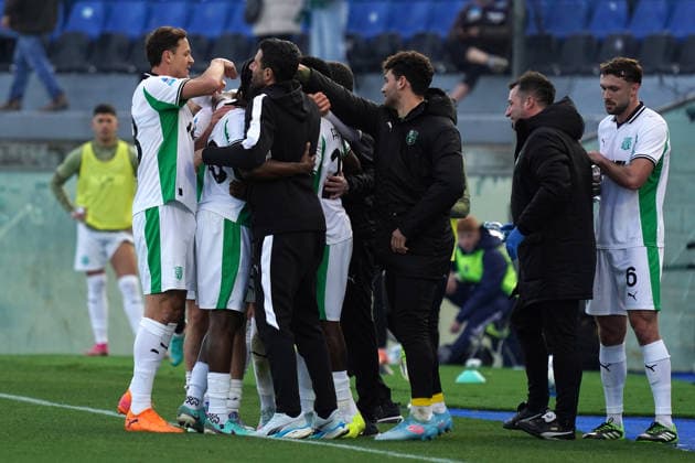 Celebrities Sassuolo s Ismael Kone celebrates after score goals 1-3 during the Serie A soccer match between Pisa and Sassuolo at the Cetilar Arena Romeo Anconetani Stadium in Pisa; Center West Italy; Tuesday January 31; 2026 ; Soccer  Copyright: xAlessandroxLaxRocca LaPressex