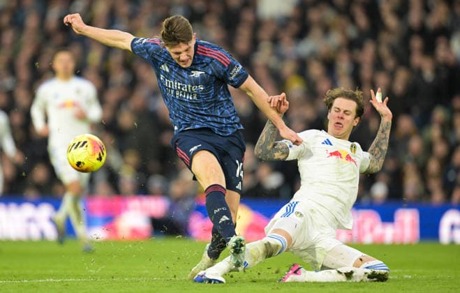 Joe Rodon of Leeds United denies Viktor Gyökeres of Arsenal a chance at goal with a great last ditch challenge Leeds United v Arsenal, Premier League, Football, Elland Road, Leeds, UK - 31 Jan 2026Leeds Elland Road United Kingdom EDITORIAL USE ONLY No use with unauthorised audio, video, data, fixture lists, club league logos or live services. Online in-match use limited to 120 images, no video emulation. No use in betting, games or single club league player publications. Copyright: xGreigxCowie Shutterstockx 16496741ao