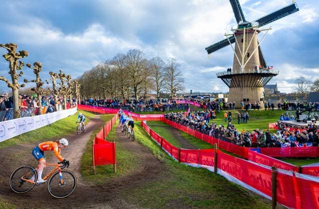 HULST - Puck Pieterse in action during the Cyclocross World Championships. This is the tenth time the Netherlands has hosted the championships. IRIS VAN DEN BROEK ANP xVIxANPxSportx xxANPxIVx 549228048 originalFilename: 549228048.jpg