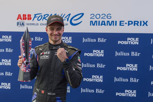 2026 FORMULA E MIAMI ePRIX MULLER Nico (swi), Porsche Formula E Team, Porsche 99X Electric, portrait pole position during the Miami ePrix, 3rd round of the 2025-26 ABB FIA Formula E World Championship, WM, Weltmeisterschaft on the Miami International Autodrome from January 29 to 31, 2026 in Miami Gardens, Florida, United States of America -  Copyright: xCLEMENTxLUCKx