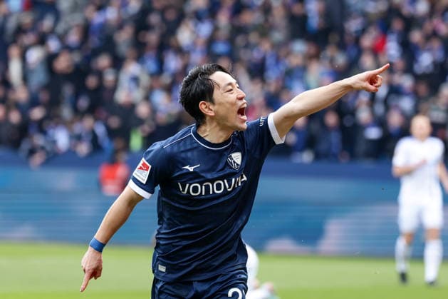 Bochum, Germany, 31.01.26, Koji Miyoshi (VfL Bochum) jubelt nach seinem Tor zum 1:0 während des Spiels der 2. Bundesliga zwischen VfL 1848 Bochum - FC Schalke 04 im Vonovia Ruhrstadion in Bochum. (Photo by Joachim Bywaletz) DFB DFL REGULATIONS PROHIBIT ANY USE OF PHOTOGRAPHS AS IMAGE SEQUENCES AND OR QUASI-VIDEO.