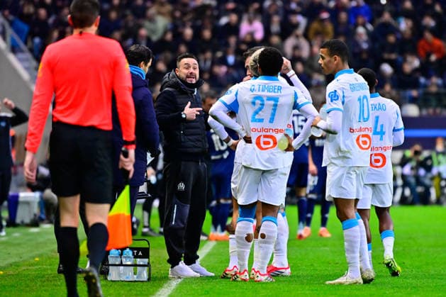 FOOTBALL : Paris FC vs Marseille - Ligue 1 - 31 01 2026 Roberto De Zerbi ( coach Olympique Marseille ) during the Ligue 1 match between Paris FC and Olympique de Marseille at Stade Jean Bouin on January 31, 2026 in Paris, France. ( Photo by Federico Pestellini PsnewZ ) - ParisFrance  Copyright: xFedericoxPestellinix