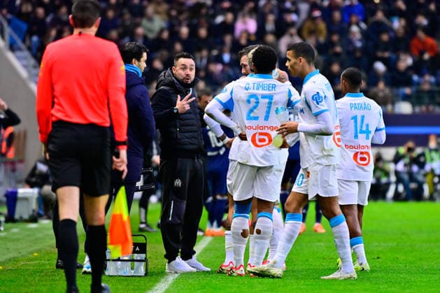 FOOTBALL : Paris FC vs Marseille - Ligue 1 - 31 01 2026 Roberto De Zerbi ( coach Olympique Marseille ) during the Ligue 1 match between Paris FC and Olympique de Marseille at Stade Jean Bouin on January 31, 2026 in Paris, France. ( Photo by Federico Pestellini PsnewZ ) - ParisFrance  Copyright: xFedericoxPestellinix