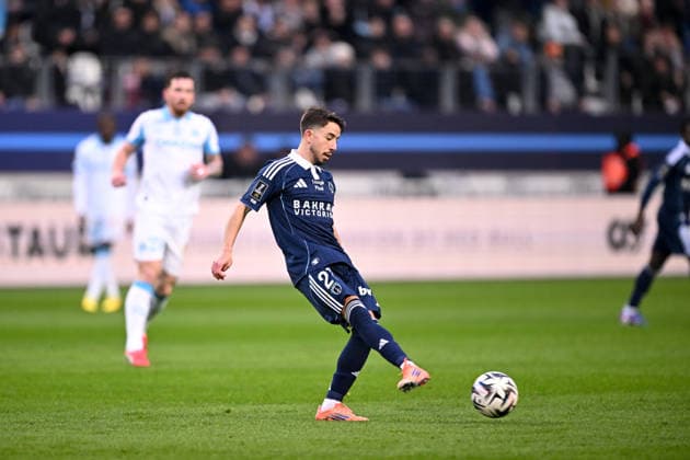 Paris FC v Olympique de Marseille - Ligue 1 McDonald s 2025 2026 21 Maxime LOPEZ (pfc) during the Ligue 1 McDonald s match between Paris FC and Marseille at Stade Jean Bouin on January 31, 2026 in Paris, France. Paris France  Copyright: xFEPx 776348267
