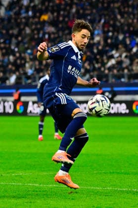FOOTBALL : Paris FC vs Marseille - Ligue 1 - 31 01 2026 Maxime Lopez ( 21 - PFC ) during the Ligue 1 match between Paris FC and Olympique de Marseille at Stade Jean Bouin on January 31, 2026 in Paris, France. ( Photo by Federico Pestellini PsnewZ ) - ParisFrance  Copyright: xFedericoxPestellinix