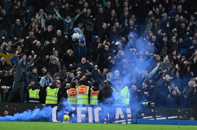Everton fans celebrate after Beto of Everton scored an equaliser in extra time during the Premier League match between Brighton and Hove Albion and Everton at the American Express Stadium, Brighton UK - Saturday 31st January 2026 Brighton v Everton Premier League Football, Amex Stadium, Sussex, UK - 31 Jan 2026Brighton Amex Stadium Sussex United Kingdom Editorial use only. No merchandising. For Football images FA and Premier League restrictions apply inc. no internet mobile usage without FAPL license - for details contact Football Dataco  Copyright: xLizxFinlayson TPI Shutterstockx 16497437ap