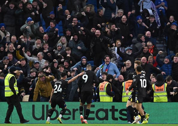 Everton players and fans celebrate after Beto of Everton scored an equaliser in extra time during the Premier League match between Brighton and Hove Albion and Everton at the American Express Stadium, Brighton UK - Saturday 31st January 2026 Brighton v Everton Premier League Football, Amex Stadium, Sussex, UK - 31 Jan 2026Brighton Amex Stadium Sussex United Kingdom Editorial use only. No merchandising. For Football images FA and Premier League restrictions apply inc. no internet mobile usage without FAPL license - for details contact Football Dataco  Copyright: xLizxFinlayson TPI Shutterstockx 16497437ar