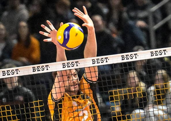 31.01.2026, xlakx, Volleyball 1.Bundesliga Herren, BR Volleys - FT 1844 Freiburg v.l.Matthew Knigge (BR Volleys), Block Berlin