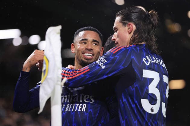 Football - Premier League - Leeds United v Arsenal 31st January 2026 - Premier League - Leeds United v Arsenal - Gabriel Jesus of Arsenal (L) celebrates with Riccardo Calafiori of Arsenal after scoring their 4th goal - Photo: Simon Stacpoole Offside. Leeds UK Copyright: xSimonxStacpoolexOffside