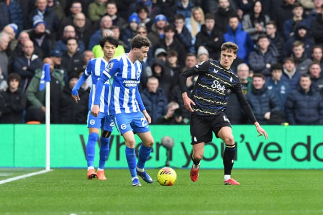 Brighton and Hove Albion v Everton, Premier League Kaoru Mitoma Midfielder of Brighton and Hove Albion, Maxim De Cuyper Defender of Brighton and Hove Albion and Harrison Armstrong Midfielder of Everton FC in action during the Premier League match between Brighton and Hove Albion and Everton at the American Express Stadium, Brighton and Hove, UK on 31 January 2026. Brighton and Hove American Express Stadium East Sussex UK Editorial use only DataCo restrictions apply See www.football-dataco.com , Copyright: xJeffxMoodx PSI-23658-0067