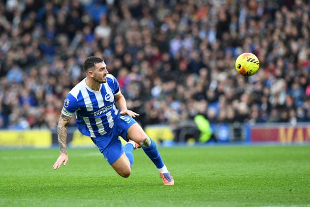 Brighton and Hove Albion v Everton, Premier League Lewis Dunk Defender of Brighton and Hove Albion heads the ball to safety during the Premier League match between Brighton and Hove Albion and Everton at the American Express Stadium, Brighton and Hove, UK on 31 January 2026. Brighton and Hove American Express Stadium East Sussex UK Editorial use only DataCo restrictions apply See www.football-dataco.com , Copyright: xJeffxMoodx PSI-23658-0076