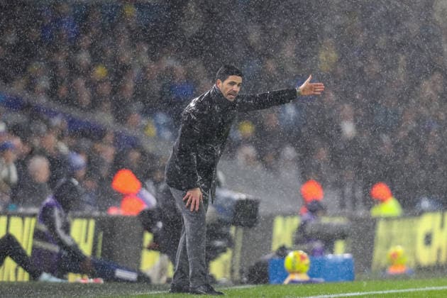Leeds United v Arsenal, Premier League Mikel Arteta Manager Of Arsenal gestures during the Leeds United v Arsenal Premier League match at Elland Road, Leeds, England on 31 January 2026 Credit: Lee Keuneke Every Second Media Editorial use only. All images are copyright Every Second Media Limited. No images may be reproduced without prior permission. All rights reserved. Premier League and Football League images are subject to licensing agreements with Football DataCo Limited. see https: www.football-dataco.com Copyright: xIMAGO EveryxSecondxMediax ESM-1781-0085 LeexKeunekex xEveryxSecondxMediax