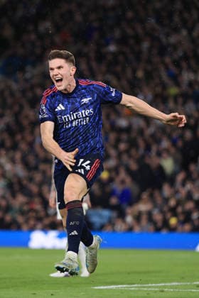 Football - Premier League - Leeds United v Arsenal 31st January 2026 - Premier League - Leeds United v Arsenal - Viktor Gyokeres of Arsenal celebrates after scoring their 3rd goal - Photo: Simon Stacpoole Offside. Leeds UK Copyright: xSimonxStacpoolexOffside
