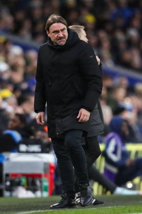 Leeds United v Arsenal, Premier League Daniel Farke Manager Of Leeds United frustrated during the Leeds United v Arsenal Premier League match at Elland Road, Leeds, England on 31 January 2026 Credit: Lee Keuneke Every Second Media Editorial use only. All images are copyright Every Second Media Limited. No images may be reproduced without prior permission. All rights reserved. Premier League and Football League images are subject to licensing agreements with Football DataCo Limited. see https: www.football-dataco.com Copyright: xIMAGO EveryxSecondxMediax ESM-1781-0094 LeexKeunekex xEveryxSecondxMediax