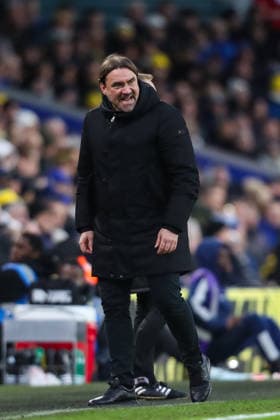 Leeds United v Arsenal, Premier League Daniel Farke Manager Of Leeds United frustrated during the Leeds United v Arsenal Premier League match at Elland Road, Leeds, England on 31 January 2026 Credit: Lee Keuneke Every Second Media Editorial use only. All images are copyright Every Second Media Limited. No images may be reproduced without prior permission. All rights reserved. Premier League and Football League images are subject to licensing agreements with Football DataCo Limited. see https: www.football-dataco.com Copyright: xIMAGO EveryxSecondxMediax ESM-1781-0096 LeexKeunekex xEveryxSecondxMediax