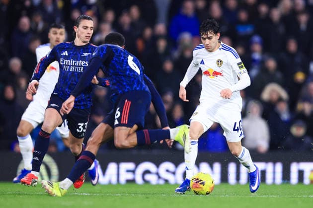 Leeds, England, 31st January 2026. Facundo Buonanotte of Leeds United runs with the ball during the Leeds United vs Arsenal Premier League match at Elland Road, Leeds. Picture credit should read: Jessica Hornby Sportimage EDITORIAL USE ONLY. No use with unauthorised audio, video, data, fixture lists, club league logos or live services. Online in-match use limited to 120 images, no video emulation. No use in betting, games or single club league player publications. SPI_106_JH_LEEDS_ARSENAL SPI-4494-0109